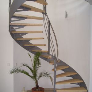 Treppen-Sonderkonstruktion Klein